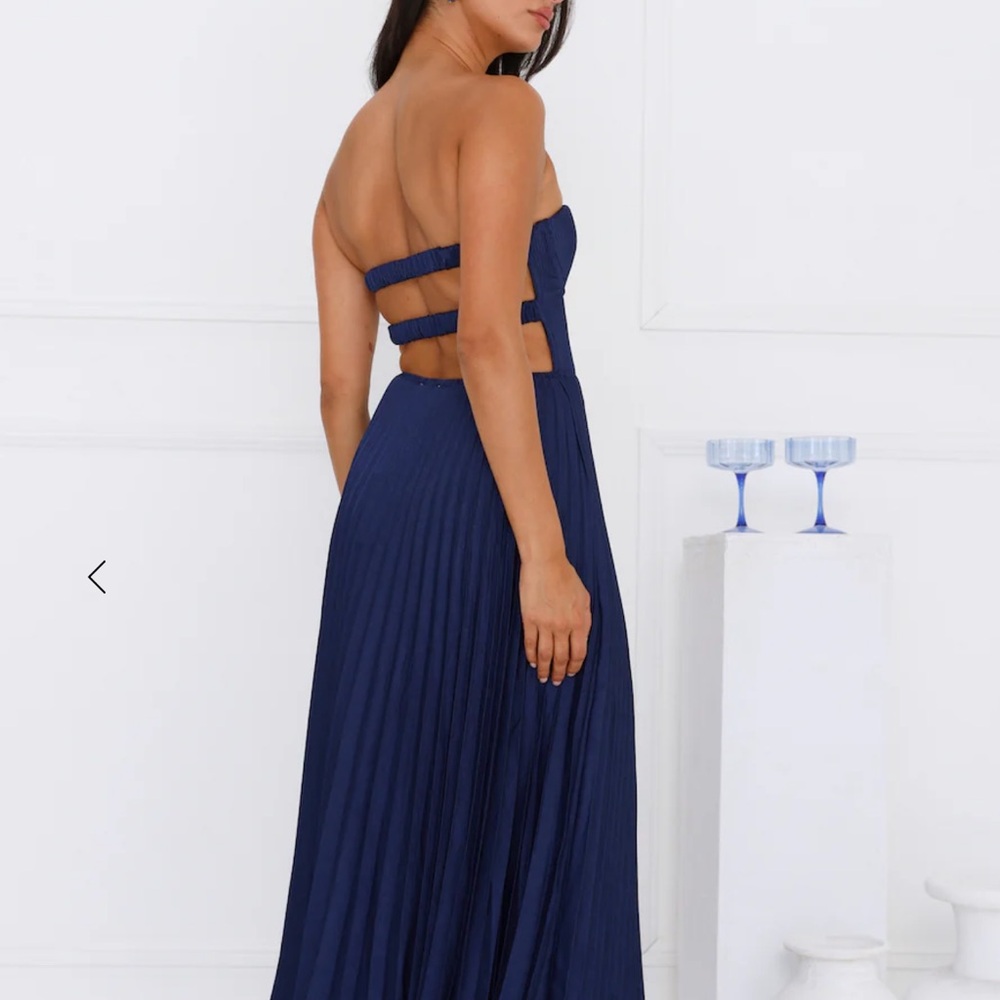 Elegant Navy Blue Strapless Maxi Dress